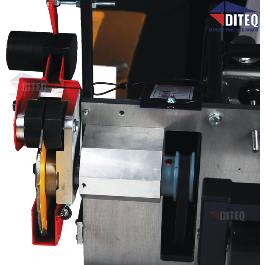 Sierra para hormigón Diteq G-TEQ a gas verde 5,5 CV F50010