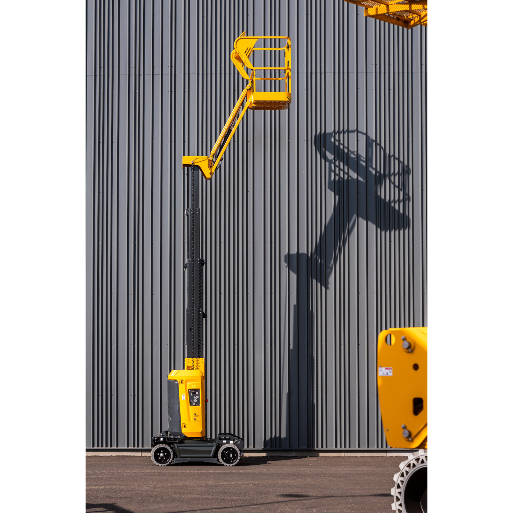 Haulotte Star 26J Vertical Mast 26 ft Lift